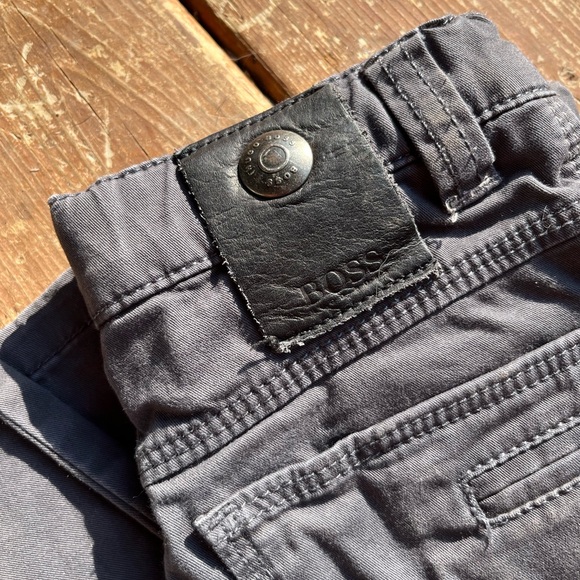 EUC Hugo Boss Chino Trouser. Kids Size 4-102. Grey - Picture 11 of 12